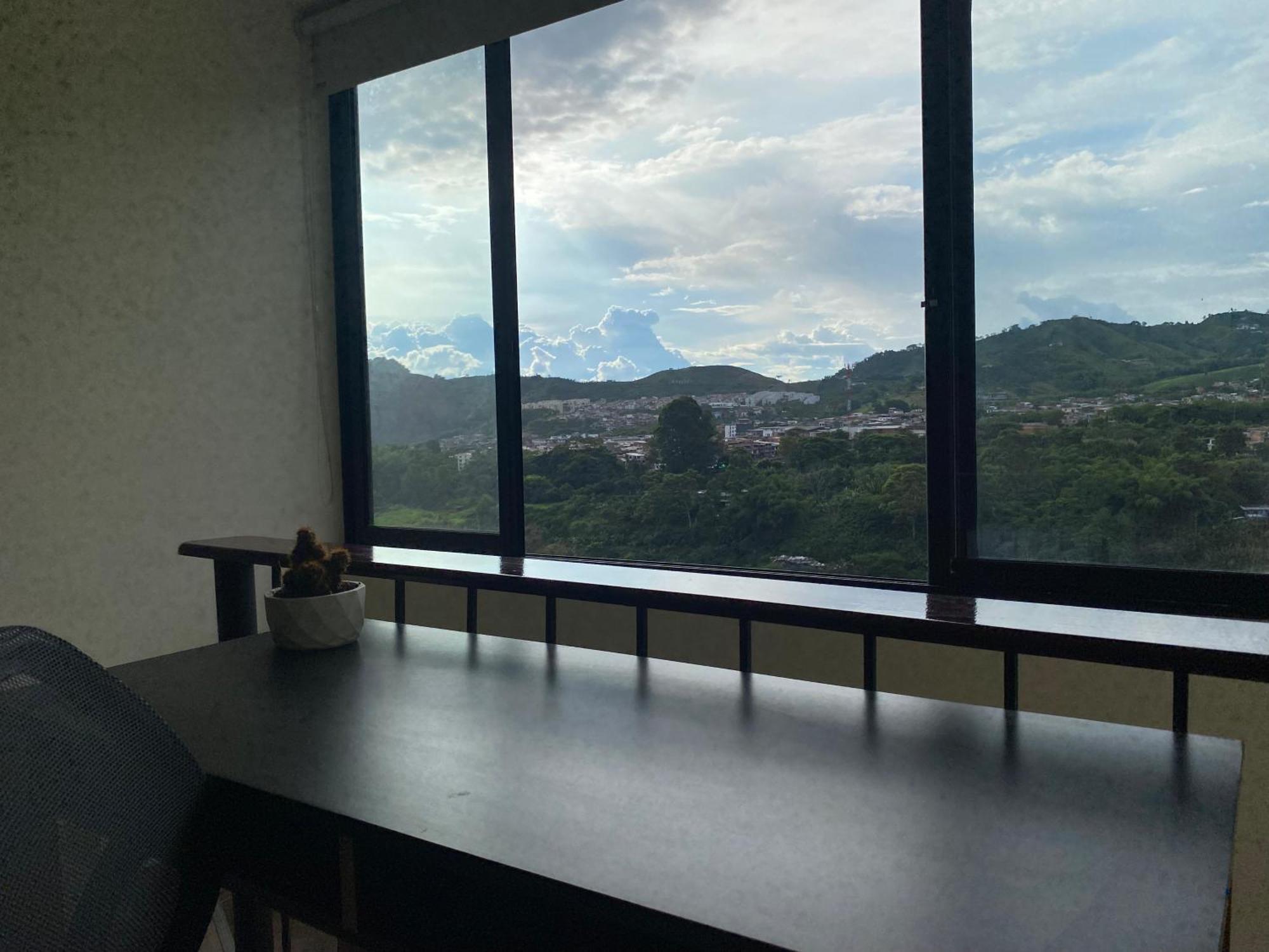佩雷拉Loft Host Partner Cerca Al Aeropuerto,Expofuturo Y Ukumari公寓 外观 照片